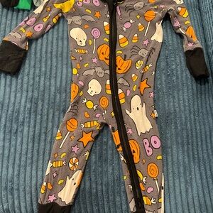 Little Sleepies Spooky Fun Kids zippy